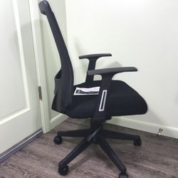 Brenton Studio Radley Task Chair Black Office Chair for Sale in Oviedo FL OfferUp