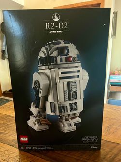 Trade LEGO R2-D2 for LEGO Hogwarts Castle Great Hall