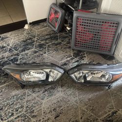Honda HR-V Headlights 