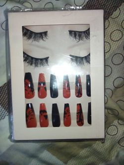 Halloween Lashes and Nails