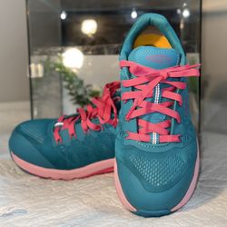 Keen Women’s Safety Shoe Size 8 (Used)