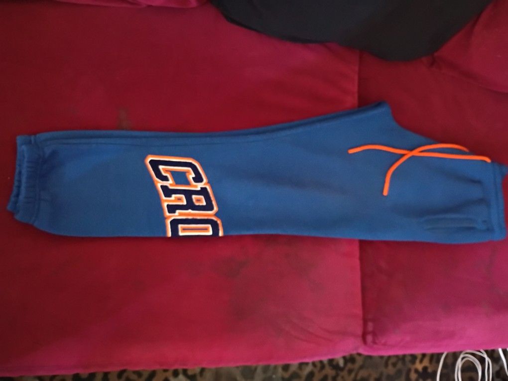 Joggers Size Small