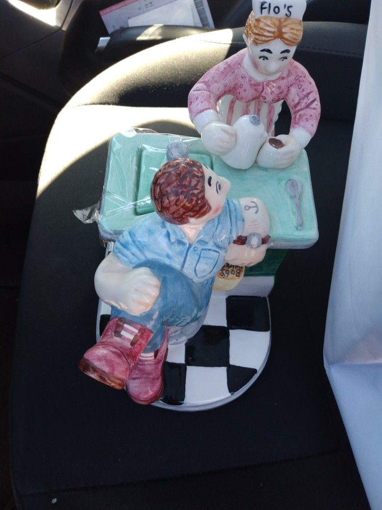 1995 Rare Lotus Handcrafted Flo's Diner Truckstop