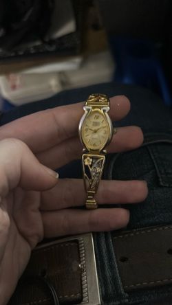Women’s vintage watch