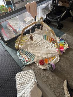 Used Lovevery Play Gym