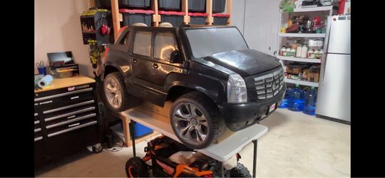 Power Wheels Cadillac Escalade