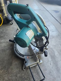 Makita mitre saw 10" LS1040