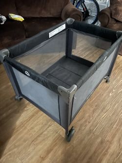 Baby Play Pen