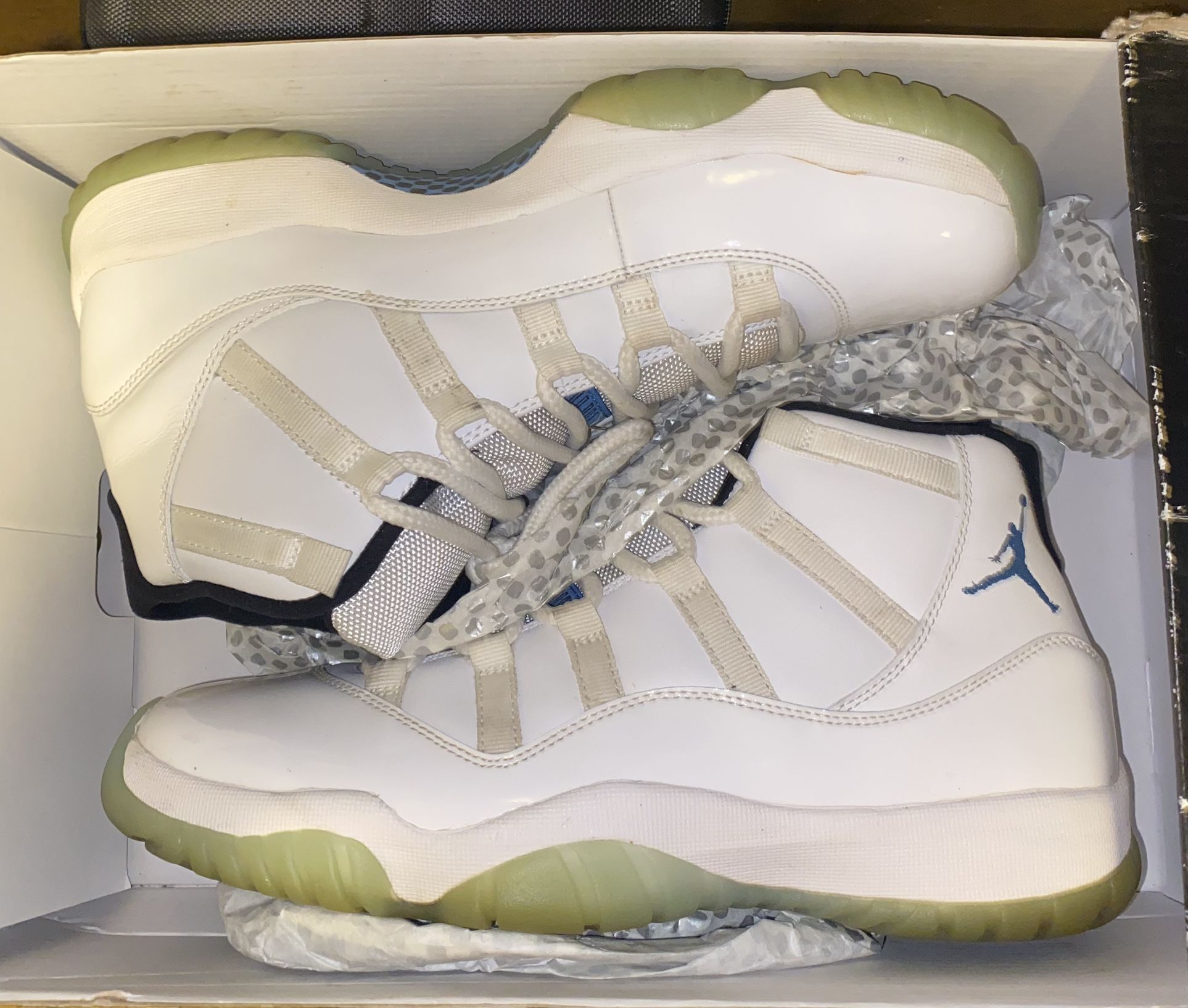 Legend Blue Jordan 11 2014