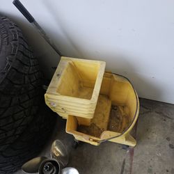 Mop Caddy