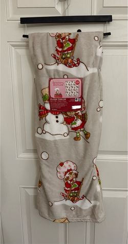Strawberry Shortcake Christmas Blanket