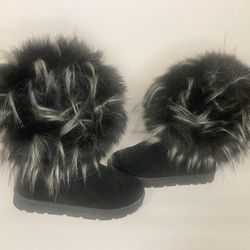 Women’s Fur Boots