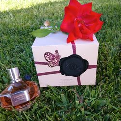 Perfume  Flower bomb Nectar 