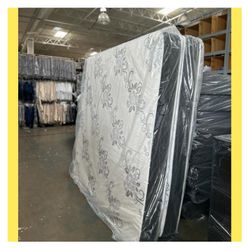 King size mattress/ Colchon