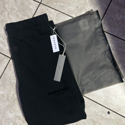 Essential Sweats uncuffed