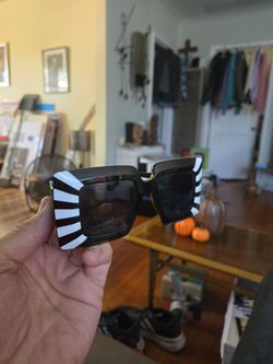 Cool vintage 1980s new wave sunglasses