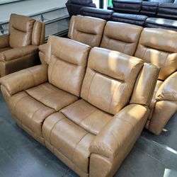 Recliners, Sofas & Sectionals MUST GO!