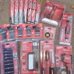 Milwaukee Tools And Blades