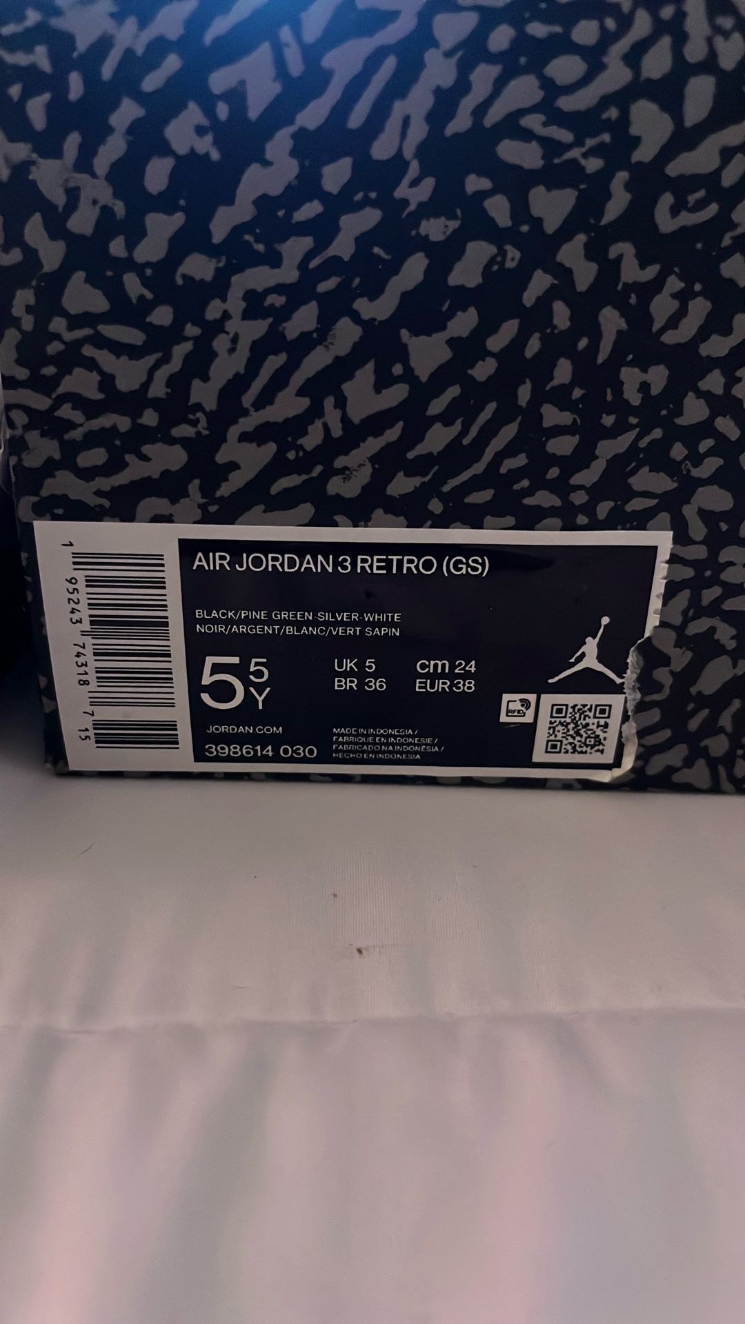 jordan retro 3’s