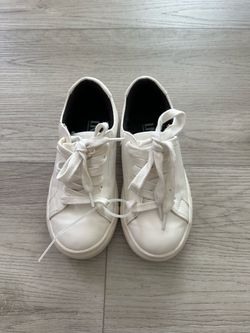 INC - Boys white Grayson Sneakers Size11