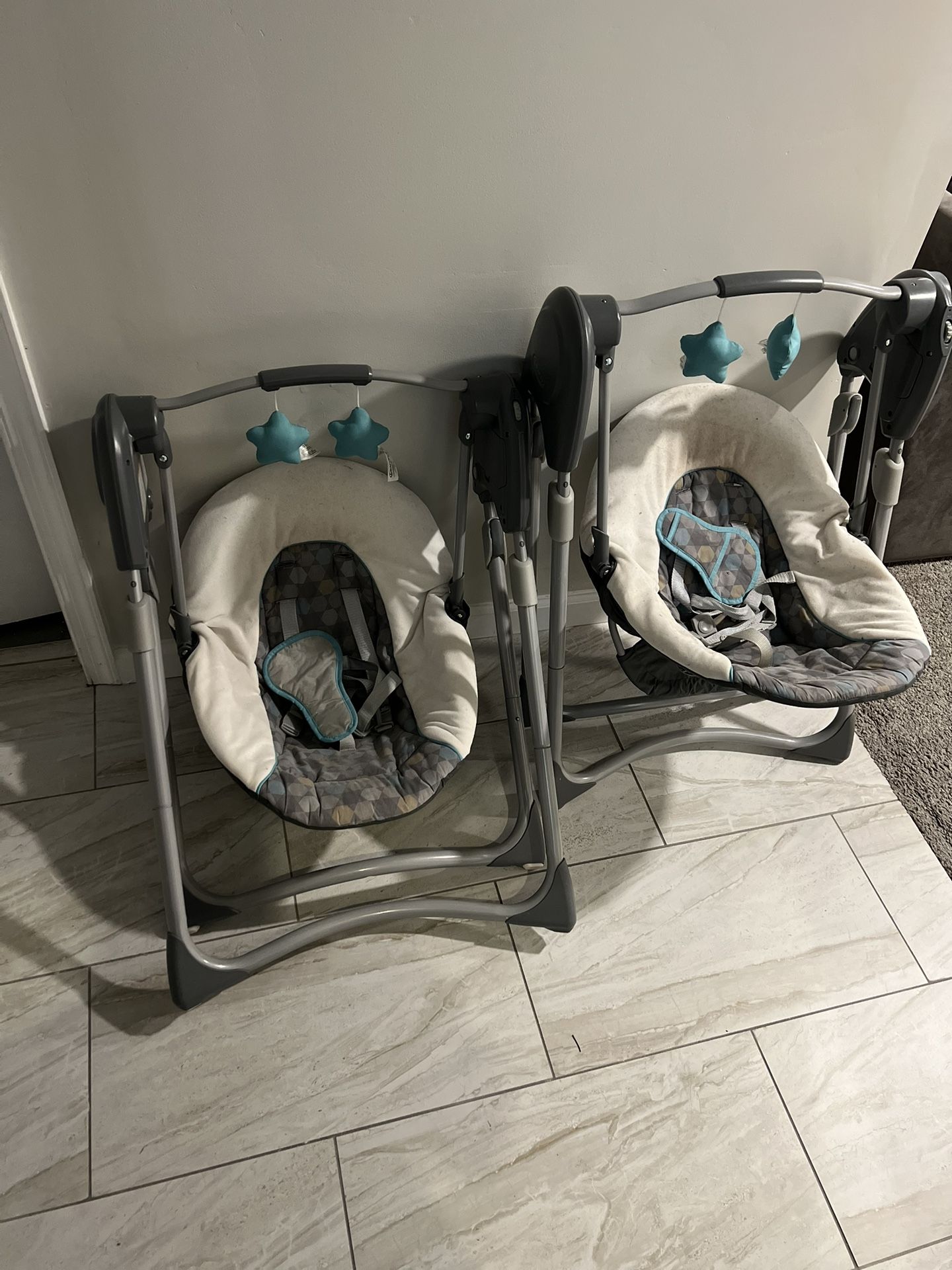 Graco Compact Baby Swing