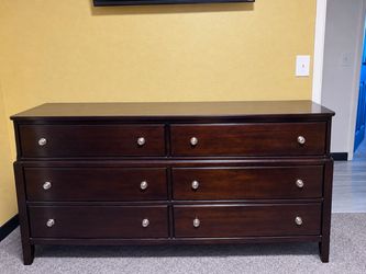 Ashley Furniture Naomi 6-Drawer Dresser – Dark Brown Wood Finish
