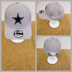 DALLAS COWBOYS NFL FOOTBALL 🏈 STRAPBACK HAT.