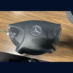 2004-2008 Mercedes E320 Steering Wheel Airbag