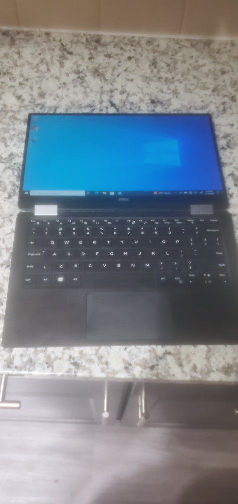 Dell Xps Touchscreen 360 2 In 1 (Last One)