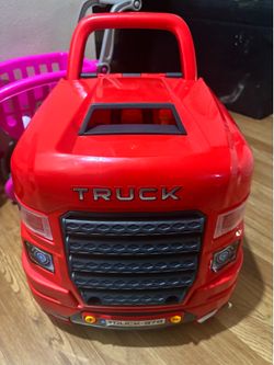 Qaba truck engine toy