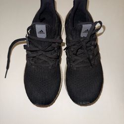 Adidas Ultraboosts Shoes