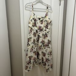 Summer Sale! Torrid Pretty White Floral Smocked Dress