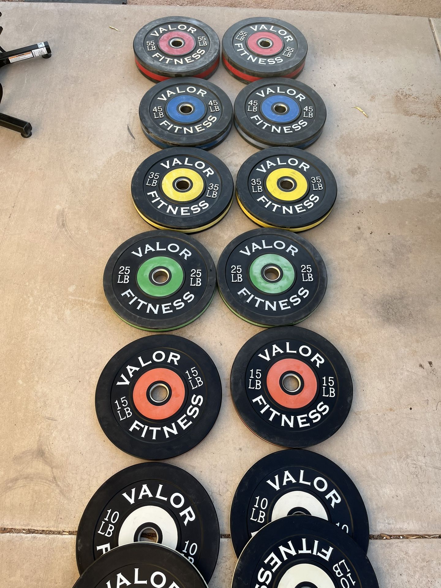 Valor Fitness 390lb Colored Olympic Bumper Plate Set Weights