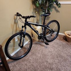 Specialized Hardrock / Like New / $90