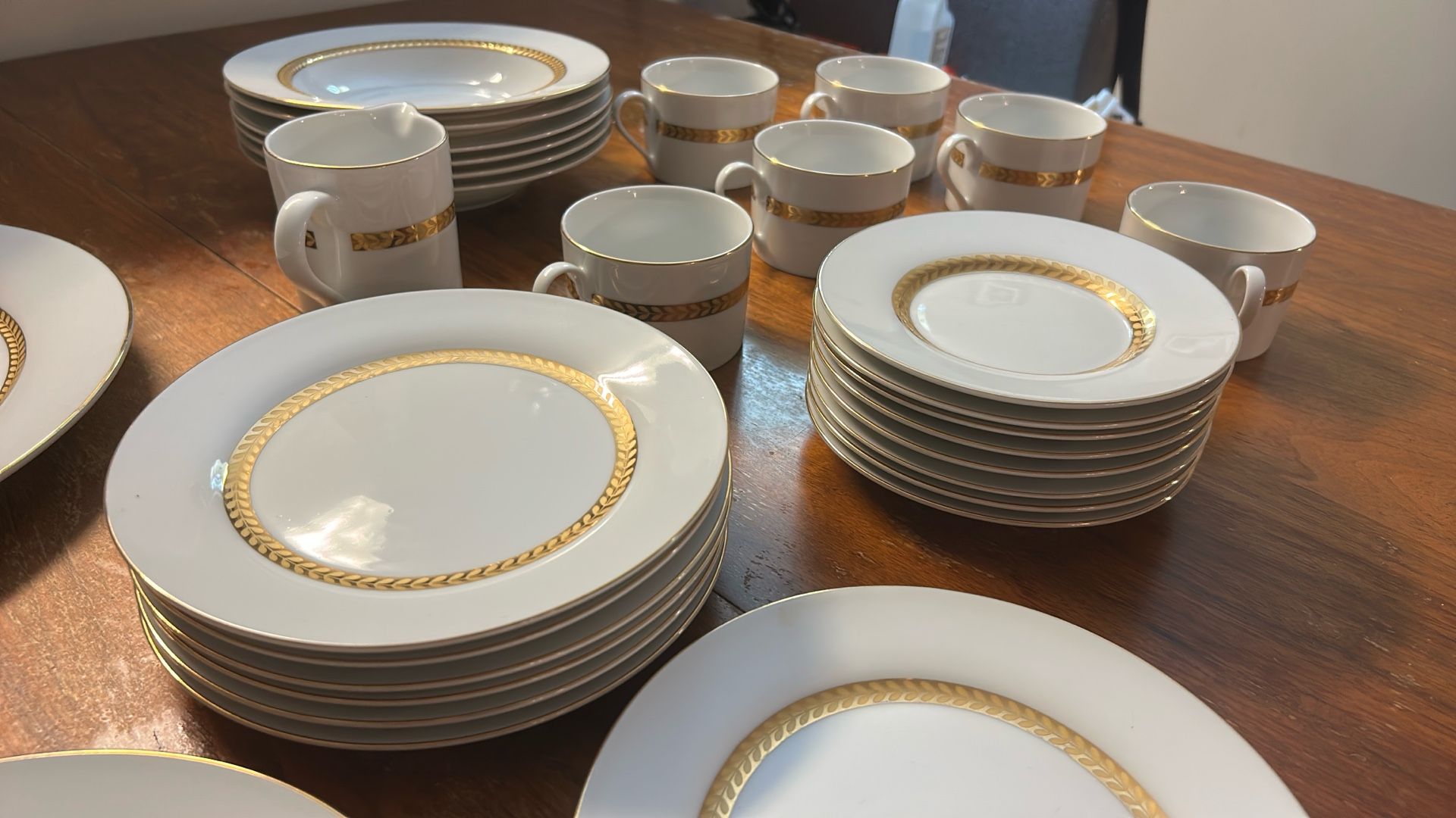 33 Pieces RETRONEU IMPERIAL GOLD Porcelain Plates with 22K Gold Band. $250 OBO