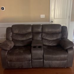 Set Of Reclining Couch And Loveseat