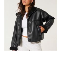 Hollister Co. Sherpa Lined Vegan Leather Jacket medium 