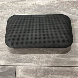 Polaroid Wireless And Aux Bluetooth Speaker 