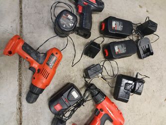  4 Screw Guns.