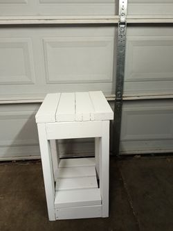 Small Side Table Great 🎄 Gift 