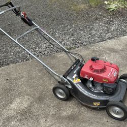 Honda Commercial 21” Hydrostatic Mower HRC216HXA HRC216