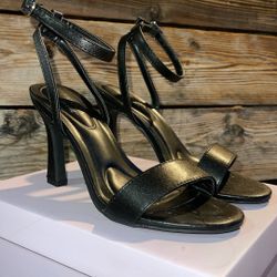 Black Heel