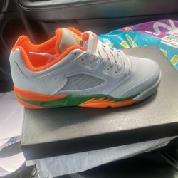 Retro 5s hurricanes 