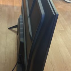 Philips 55” Tv And Remote Smart Tv