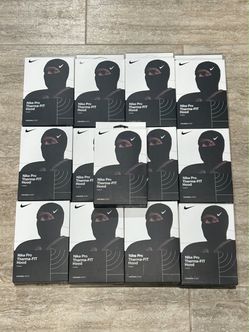 Black Nike Thermal Mask