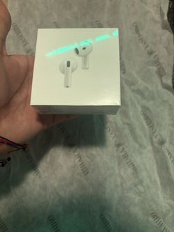 AirPods 4