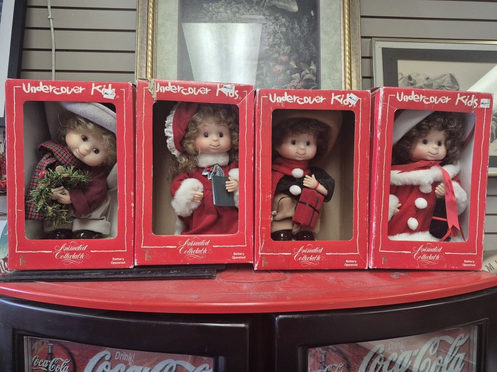 Vintage 1993 Santa’s Best Undercover Kids