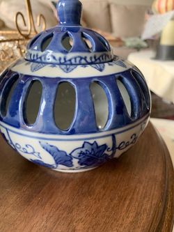 Blue & White tee light holder
