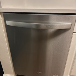 Whirlpool Dishwasher 