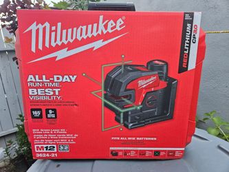 MILWAUKEE M12 LASER 4 POINTS NEW